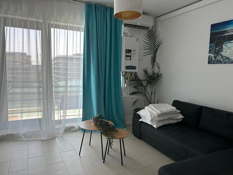 Apartament cu 2 camere semidecomandat în Central