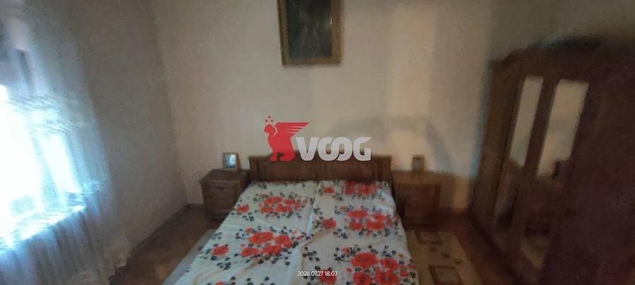 Casă cu 4 camere cu Teren 200 Mp în Central