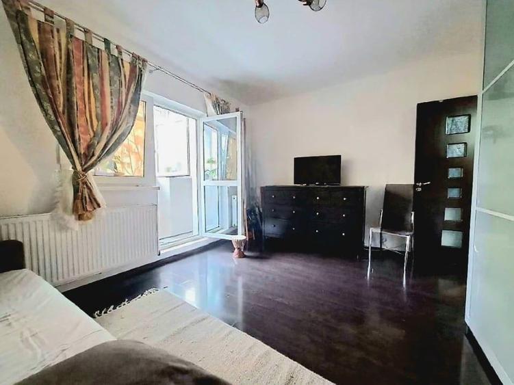 Apartament cu 3 camere, mobilat în 13 Septembrie
