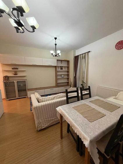 Apartament cu 2 camere decomandat în Apărătorii Patriei