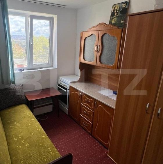 Garsonieră nedecomandată, mobilată în Aiud