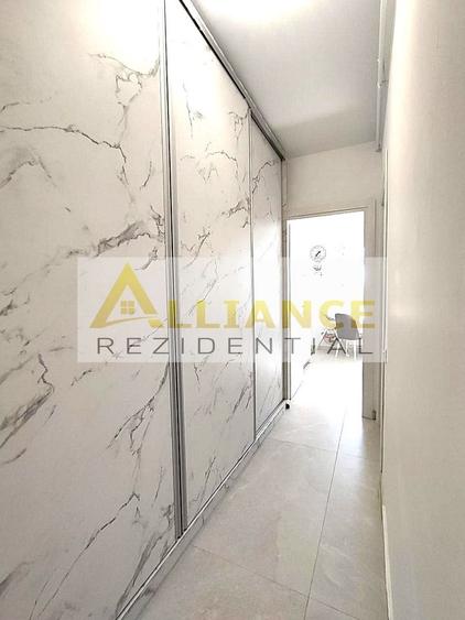 Apartament cu 4 camere decomandat, mobilat în Brâncoveanu