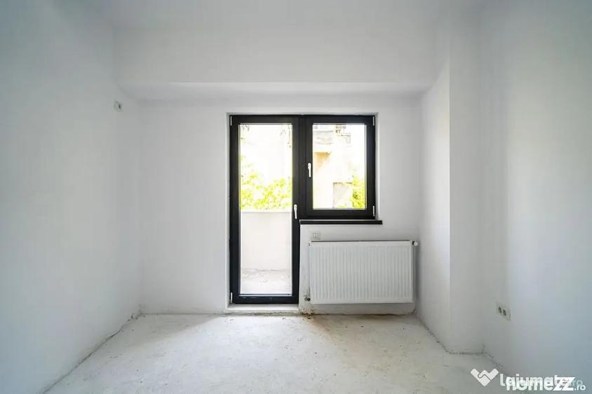 Apartament cu 2 camere semidecomandat în Păcii