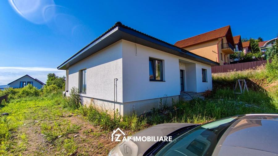 Casă individuală cu 4 camere cu Canalizare în Sâncraiu de Mureș