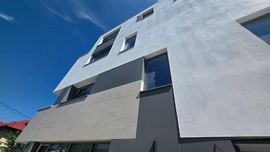 Apartament cu 3 camere semidecomandat în Timpuri Noi