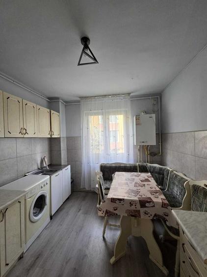 Apartament 2 camere, 50 mp pret negociabil - 3