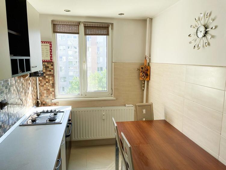 Apartament cu 2 camere semidecomandat, mobilat în Titan