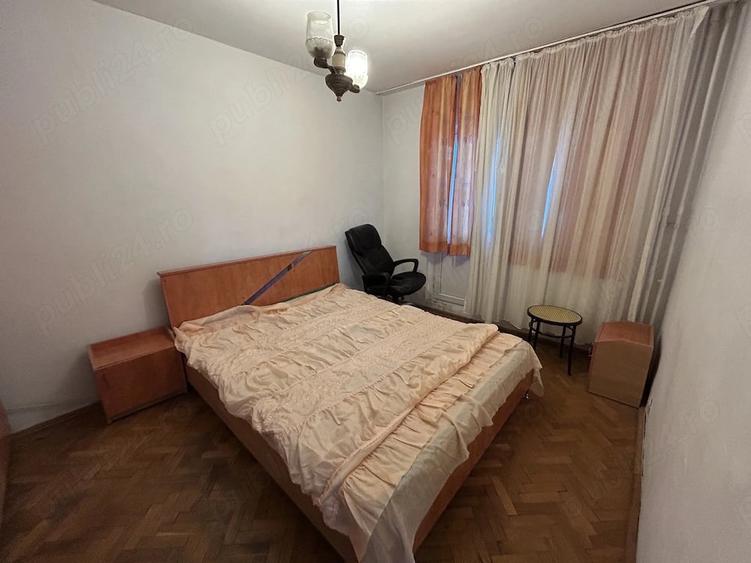 Apartament cu 3 camere decomandat în Micălaca