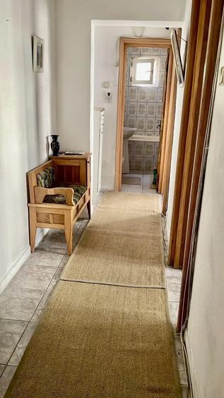 Apartament cu 3 camere semidecomandat în Plantelor