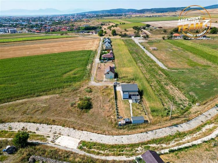 Teren Construcții intravilan de 824 mp, în Arcuș
