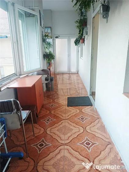 Apartament cu 3 camere decomandat în Iosefin