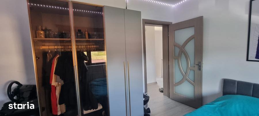 Casă cu 4 camere cu Teren 450 Mp în Ștefănești