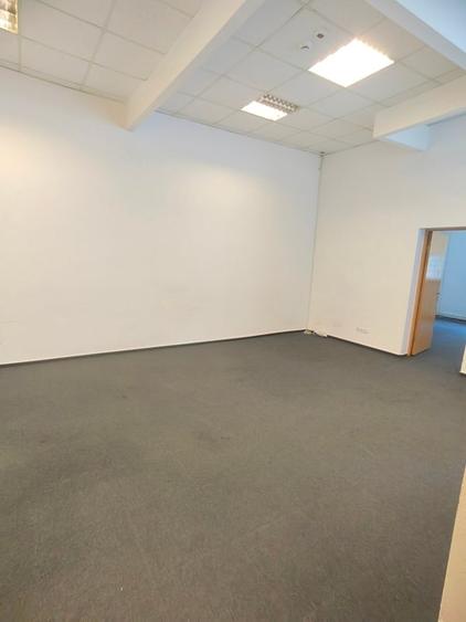 Casă cu 12 camere cu Teren 160 Mp în Cișmigiu