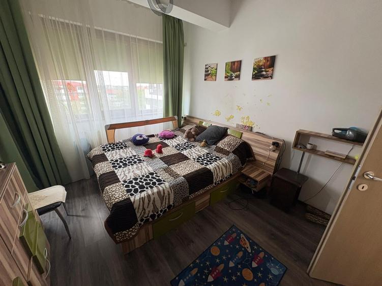 Apartament cu 2 camere decomandat în Olteniței
