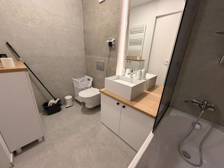 Apartament cu 2 camere, mobilat în Grozăvești