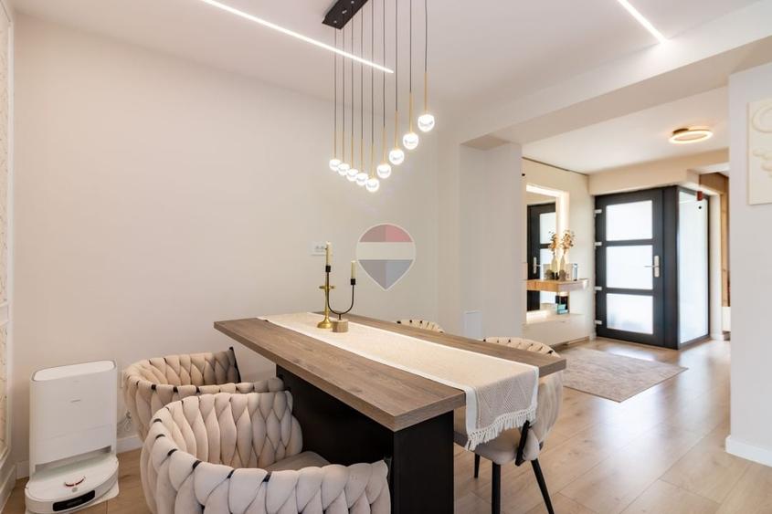 Casă individuală cu 4 camere cu Teren 375 Mp în Tunari