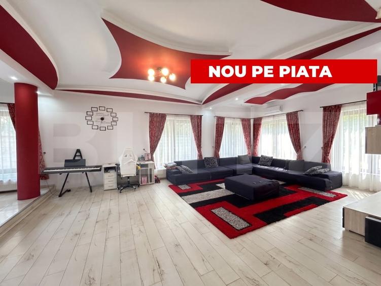 Casă individuală cu 6 camere cu Canalizare în Dumbrăvița