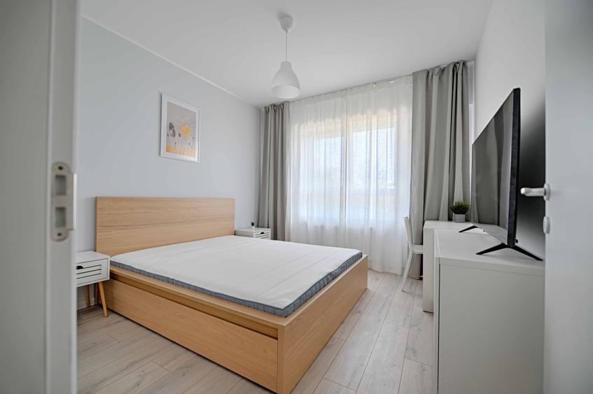 Apartament cu 2 camere semidecomandat, mobilat în Militari