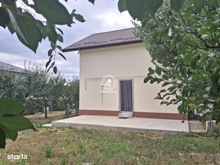 Casă cu 3 camere în Valea Lupului