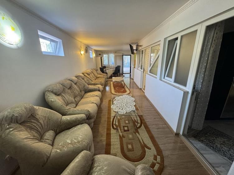Casă cu 3 camere cu Teren 100 Mp în Colentina