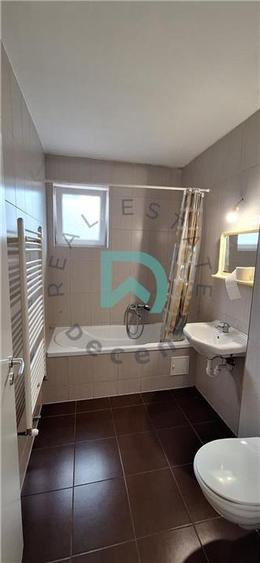 Apartament cu 2 camere decomandat în Avantgarden