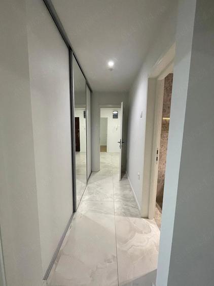 Apartament cu 4 camere decomandat în Republicii