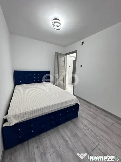 Apartament cu 3 camere decomandat, mobilat în Micro 8