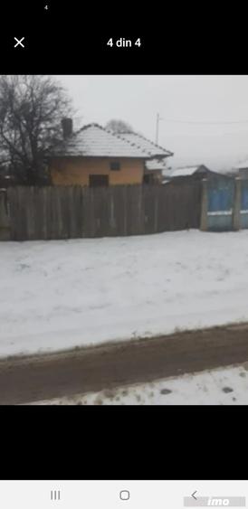Casă în Giubega