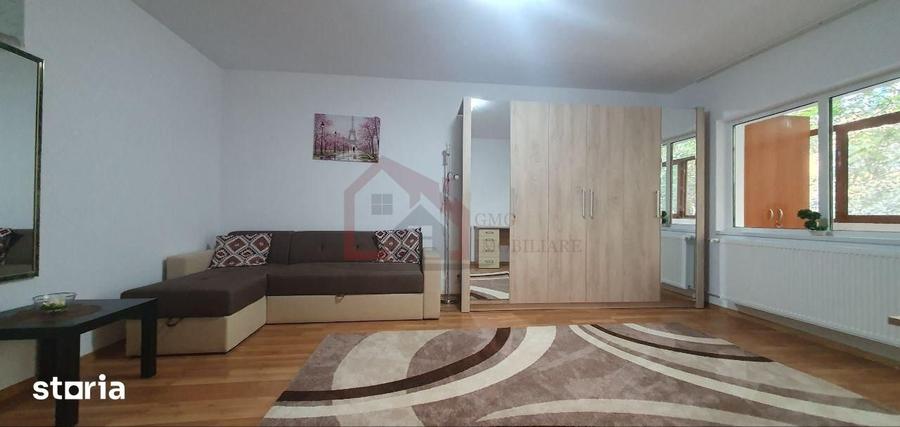 Garsonieră decomandată, mobilată în Tei