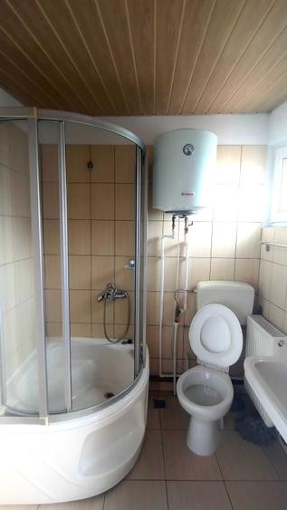 Casă cu 2 camere în Central