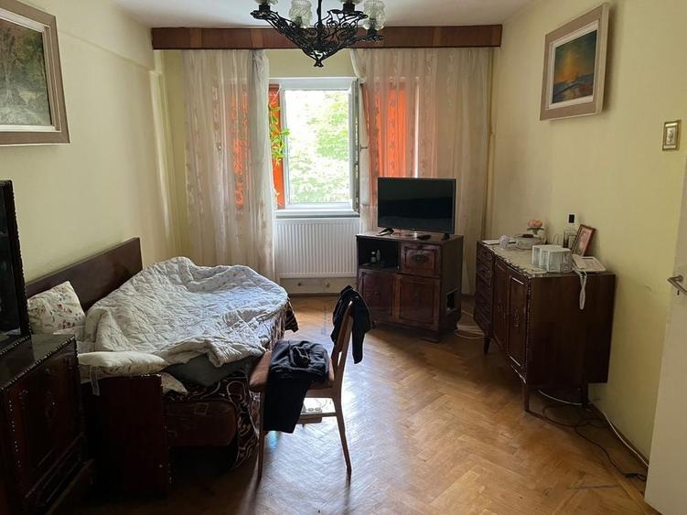 Apartament cu 2 camere semidecomandat în Ultracentral