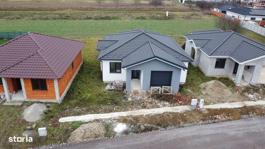 Casă cu 4 camere cu Teren 485 Mp în Vetiș