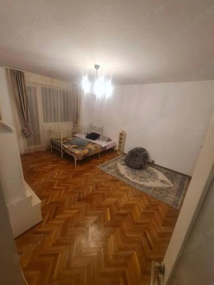 Garsonieră semidecomandată în Central