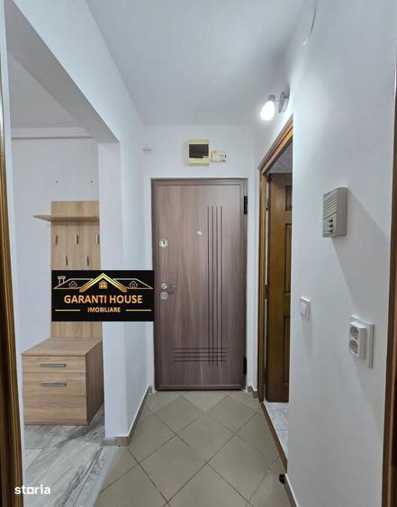 Garsonieră decomandată în Central