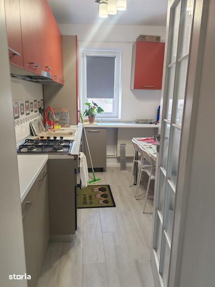 Inchiriez apartament 2 camere Faleza nord Delfinariu - 4