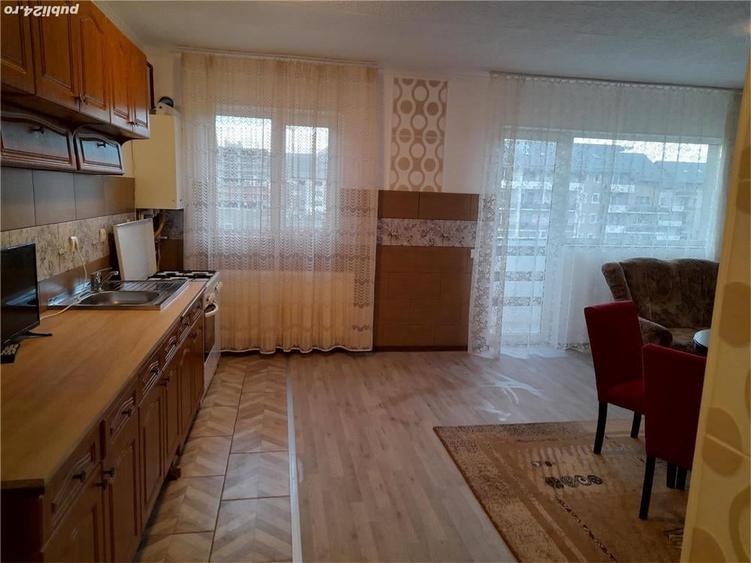 Apartament cu 2 camere semidecomandat în Florești
