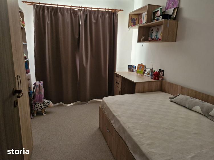 Apartament cu 3 camere în IAR