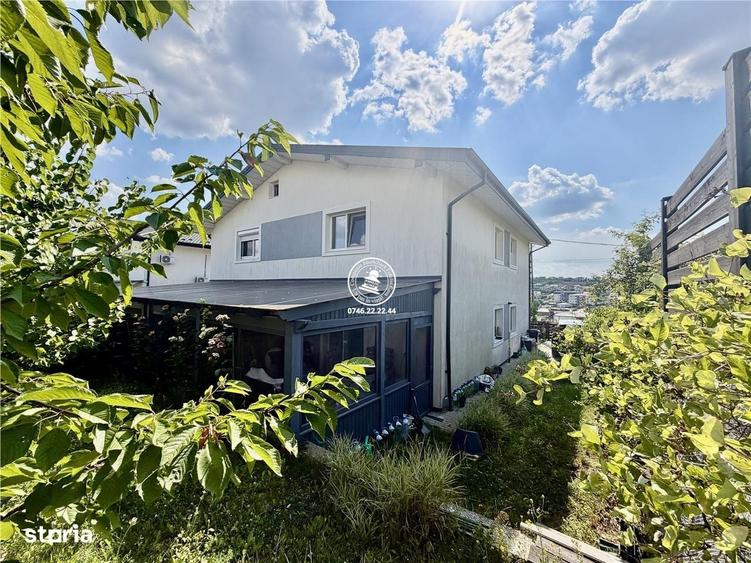 Casă cu 4 camere în Bârnova