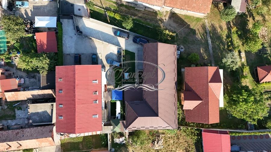 Casă cu 4 camere cu Canalizare în Florești