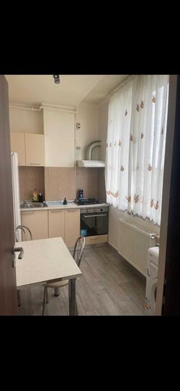 Garsonieră decomandată în Colentina