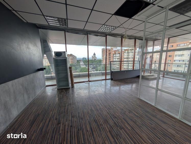 Spațiu comercial, de 140 mp, în Central