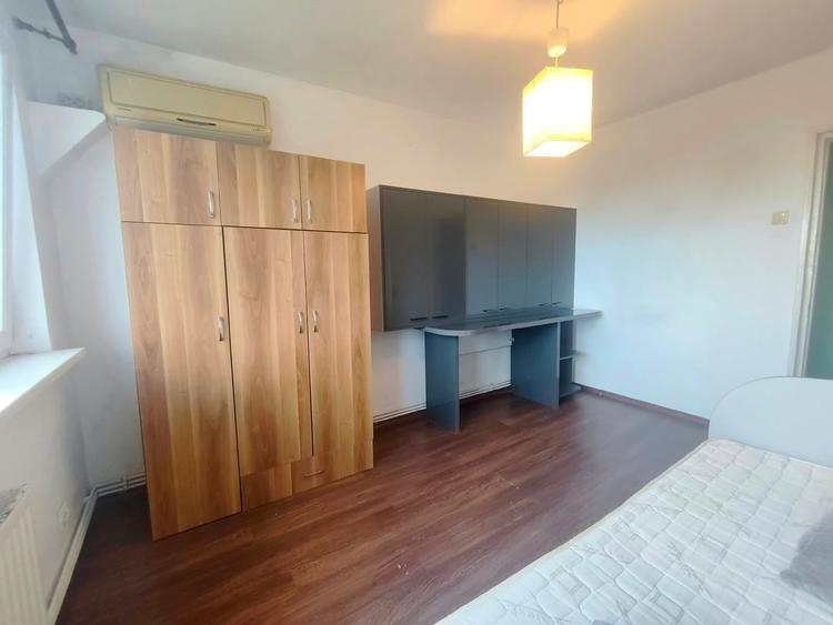 Apartament cu 2 camere decomandat în Tătărași