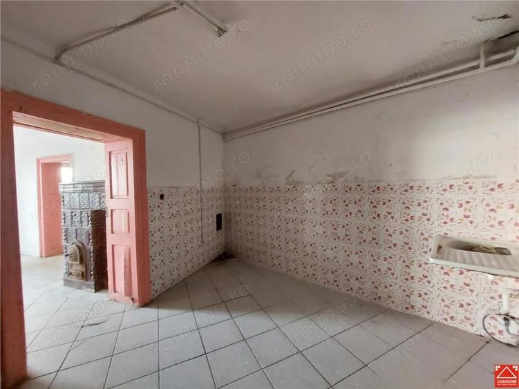 Casă cu 3 camere cu Teren 167 Mp în Central