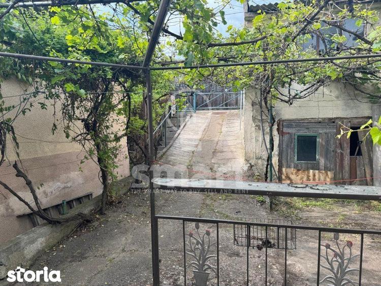 Casa si teren 975 mp Dambul Rotund, str. Doinei , UTR: LIP - 8