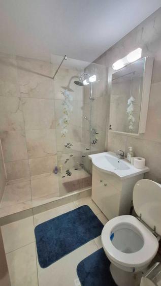 Apartament cu 2 camere decomandat în Berceni