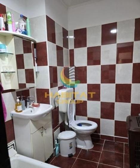 Apartament cu 4 camere semidecomandat, mobilat în Apărătorii Patriei