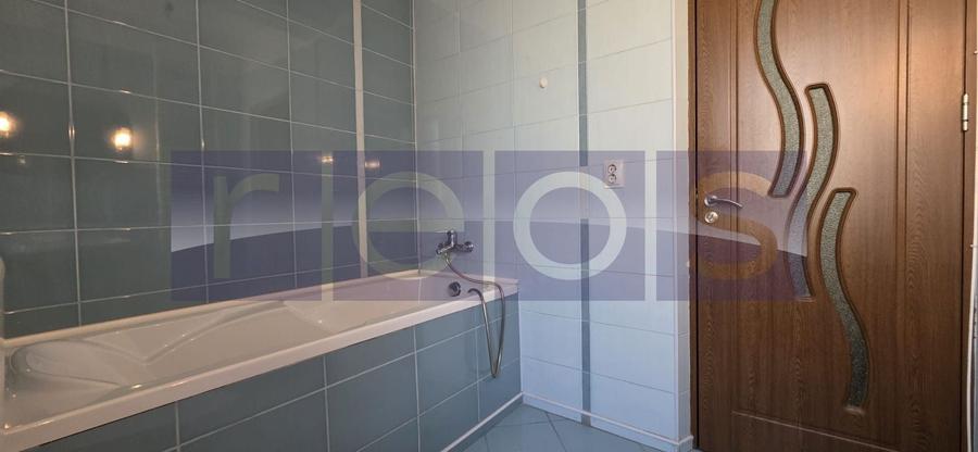 Apartament cu 2 camere decomandat, mobilat în Vitan Mall