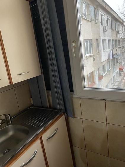 Apartament cu 2 camere nedecomandat în Apollo