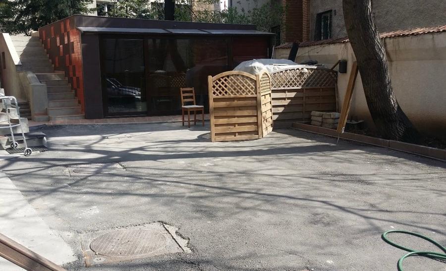 Casă individuală cu 1 camere cu Garaj în Cotroceni