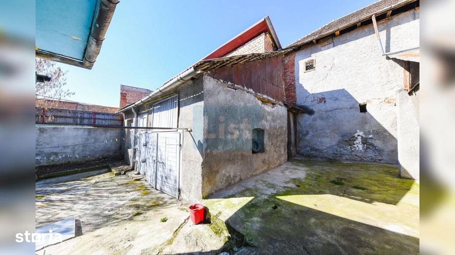 Casă cu 4 camere cu Teren 468 Mp în Central